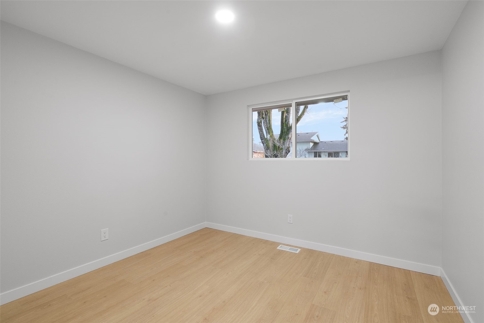 2128 105th Place SE