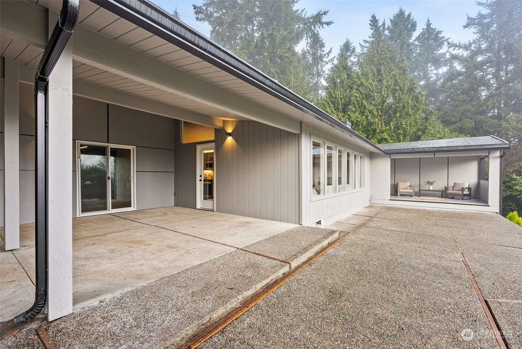 1310 Skyridge Street SE