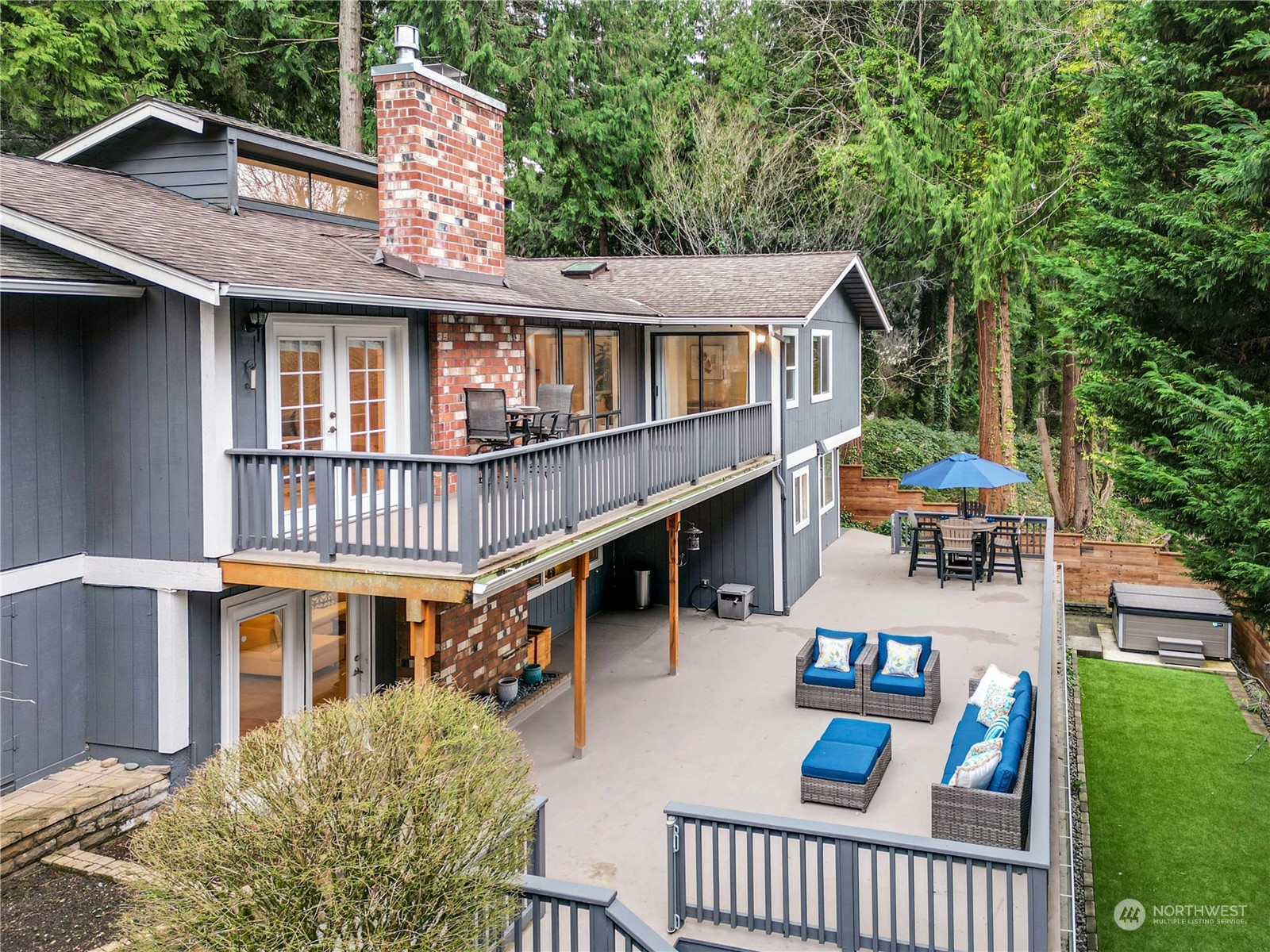 65 Mt Pilchuck Avenue SW