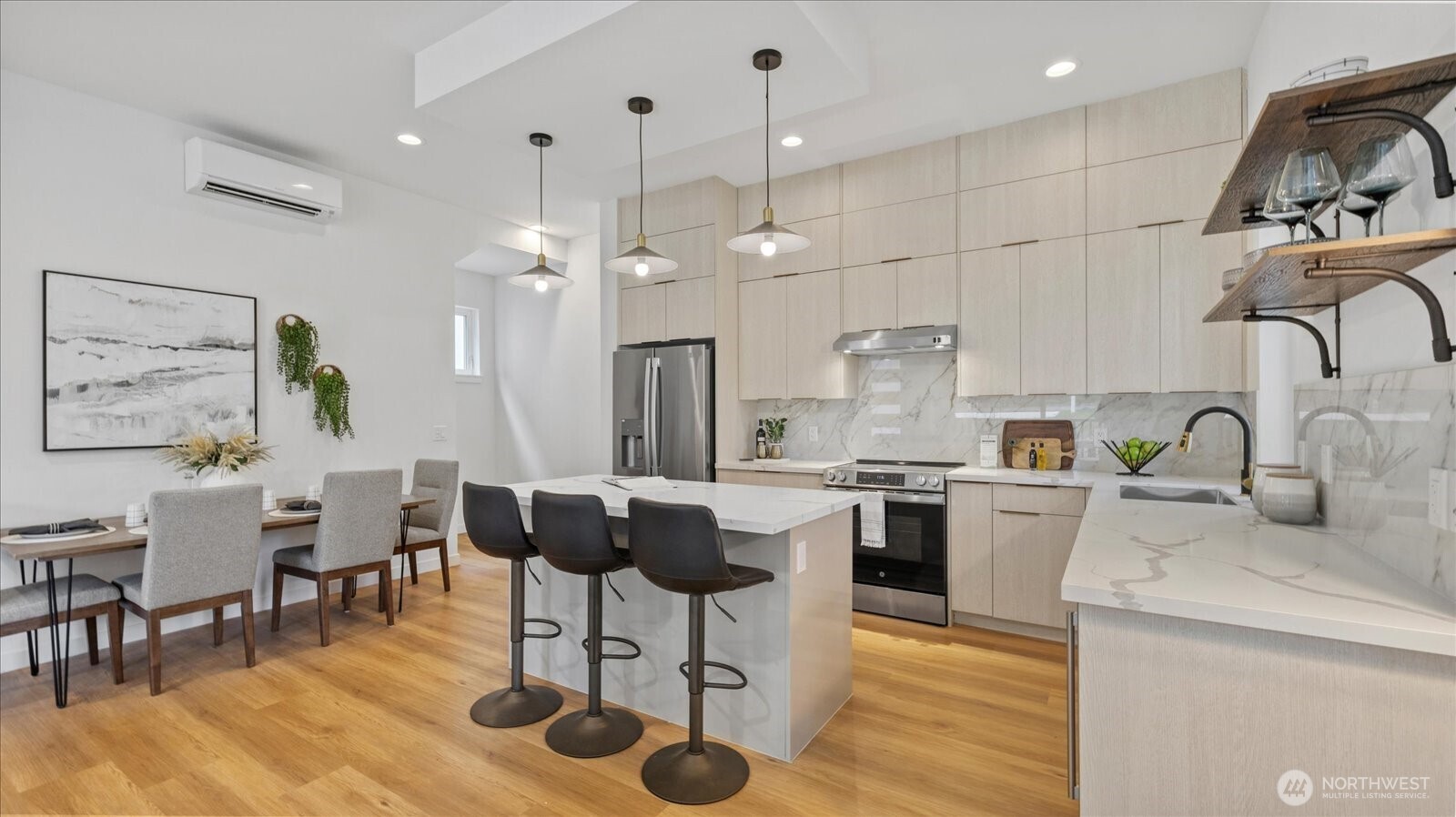 8451 24th Avenue SW Unit: A