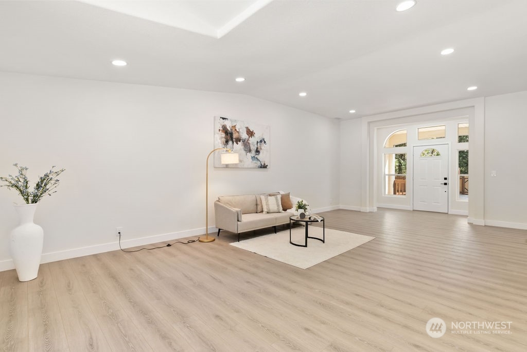 806 Sanford Ave SW