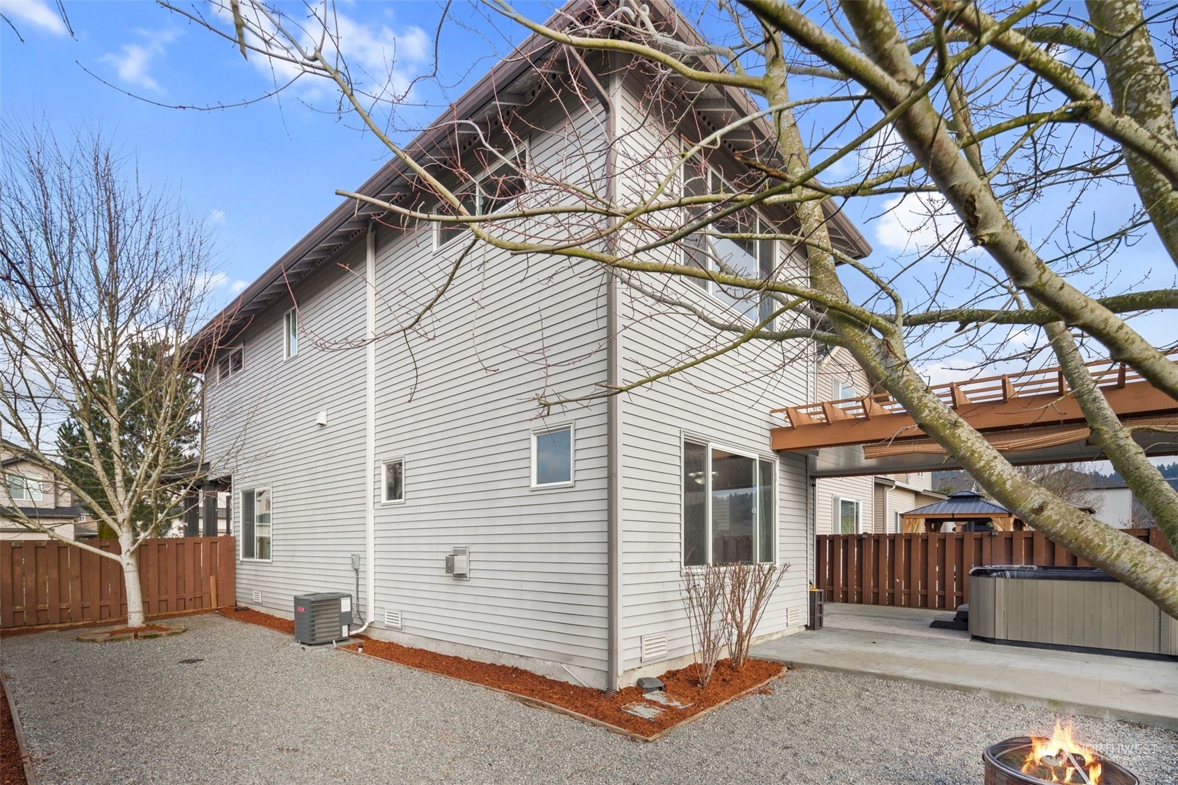 1074 42nd Court NE