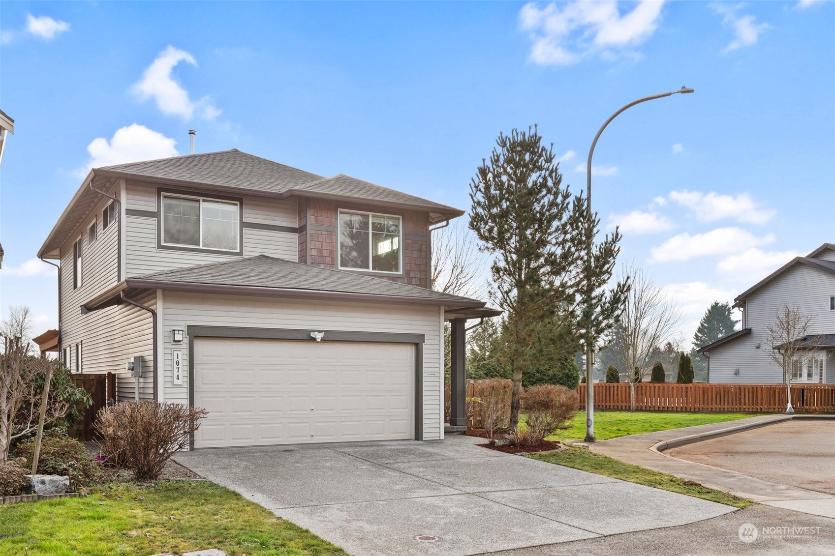 1074 42nd Court NE