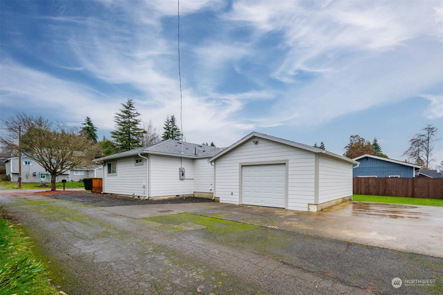 619 E Elma Avenue