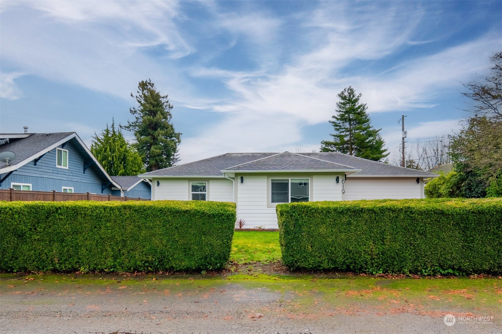 619 E Elma Avenue