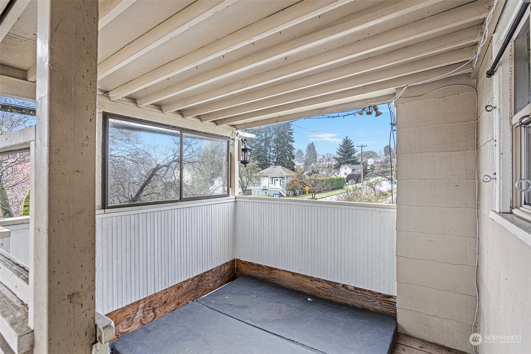 4058 36th Ave SW