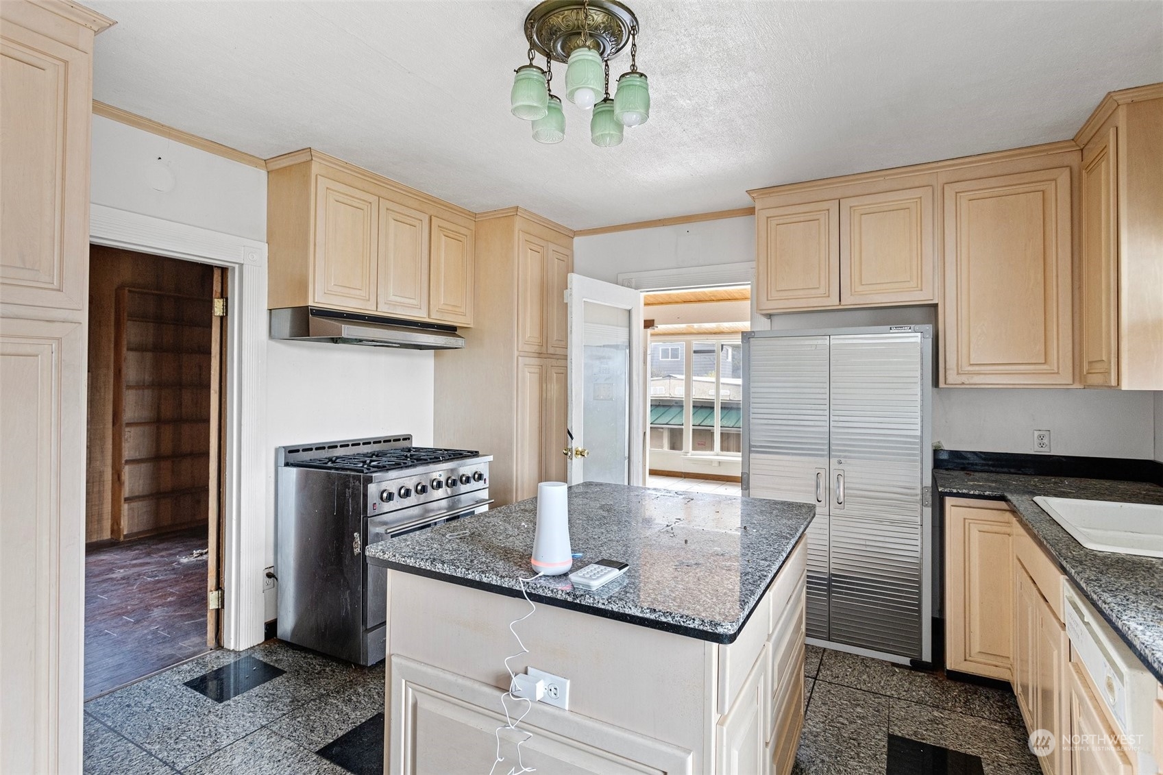 4058 36th Ave SW