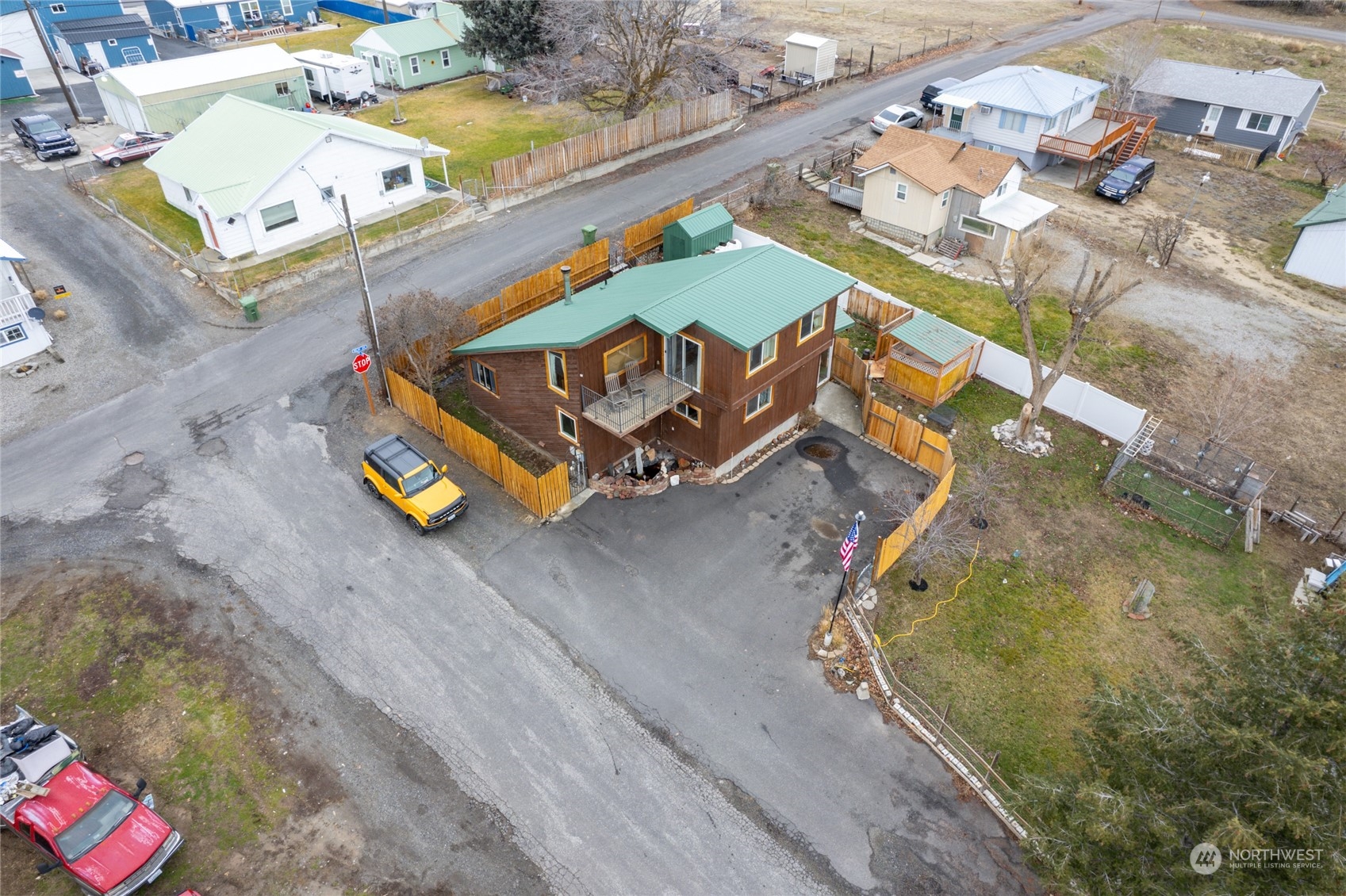 118 W Kelso