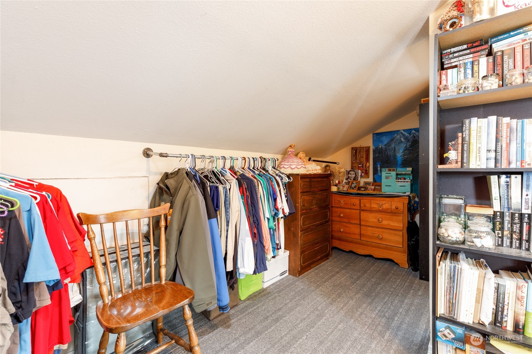 118 W Kelso
