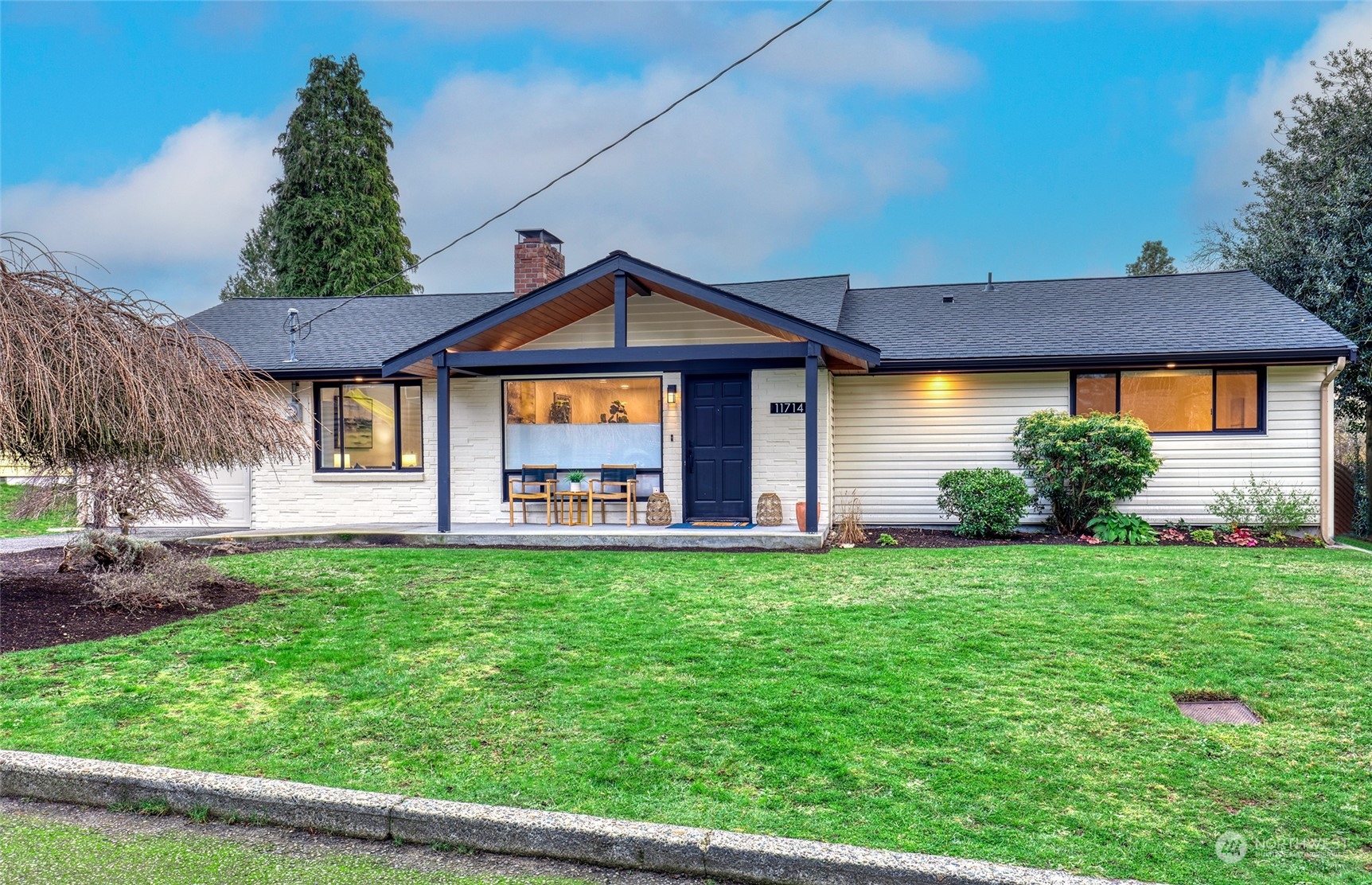 11714 12th Avenue NE