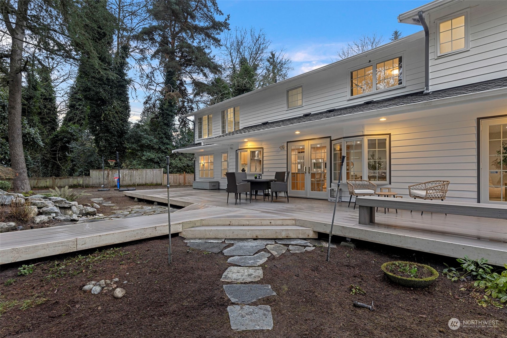 2614 Evergreen Pt Rd