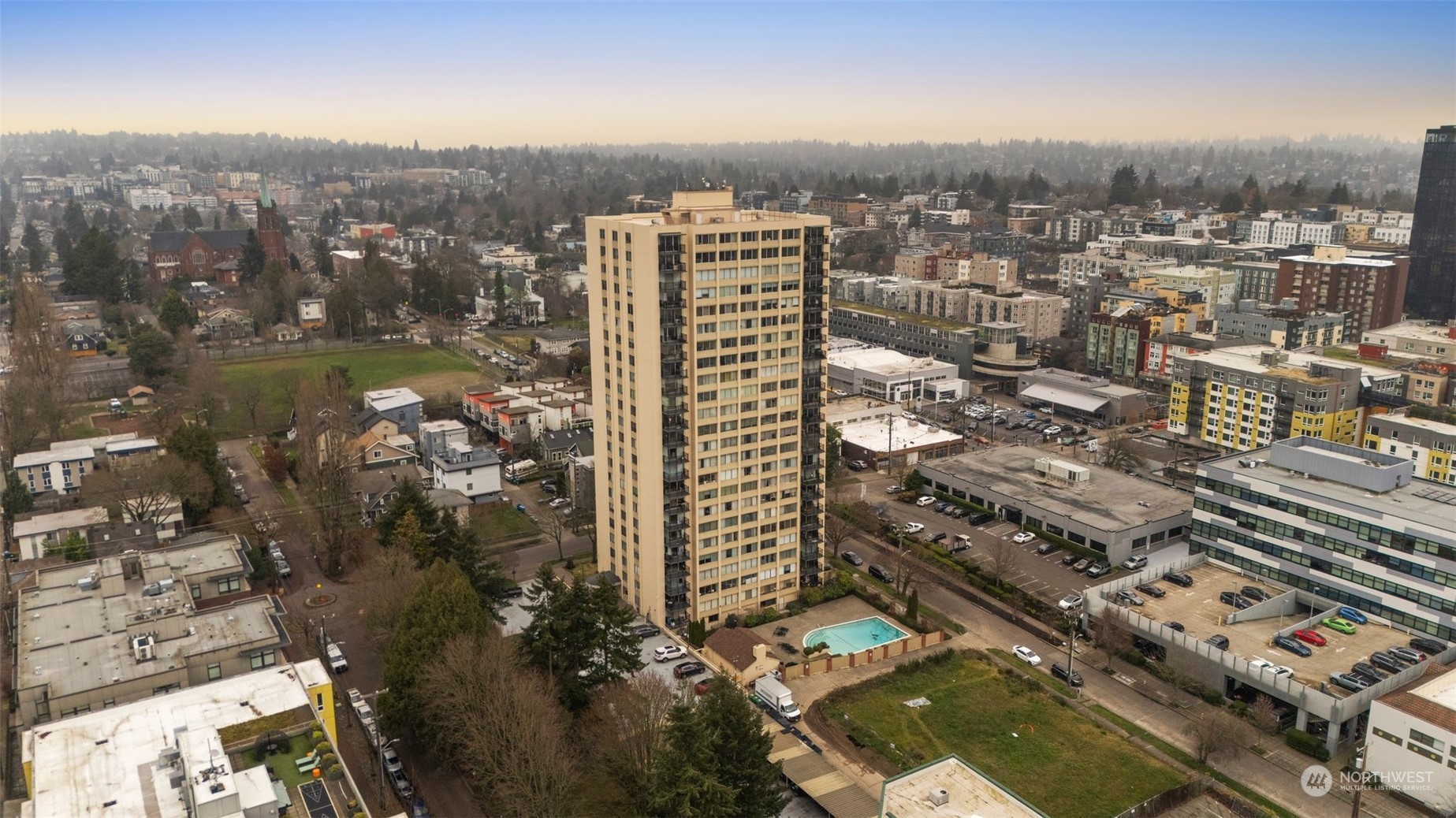 4540 8th Avenue NE Unit: 506
