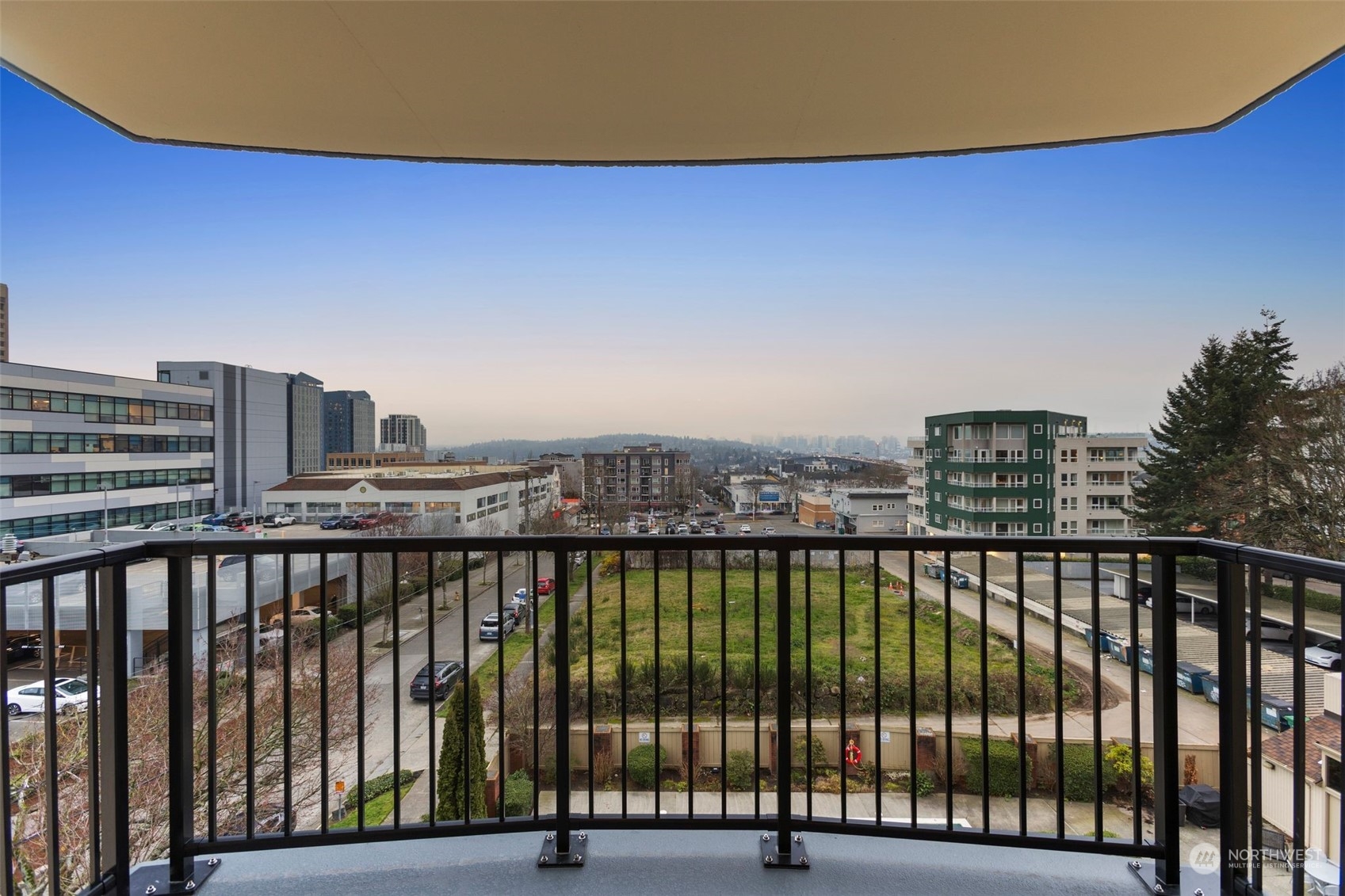 4540 8th Avenue NE Unit: 506