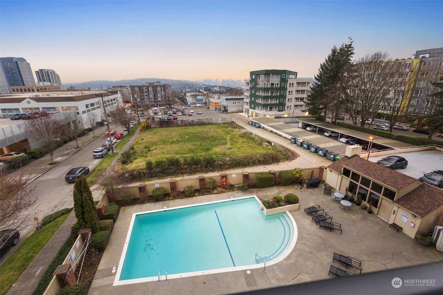 4540 8th Avenue NE Unit: 506