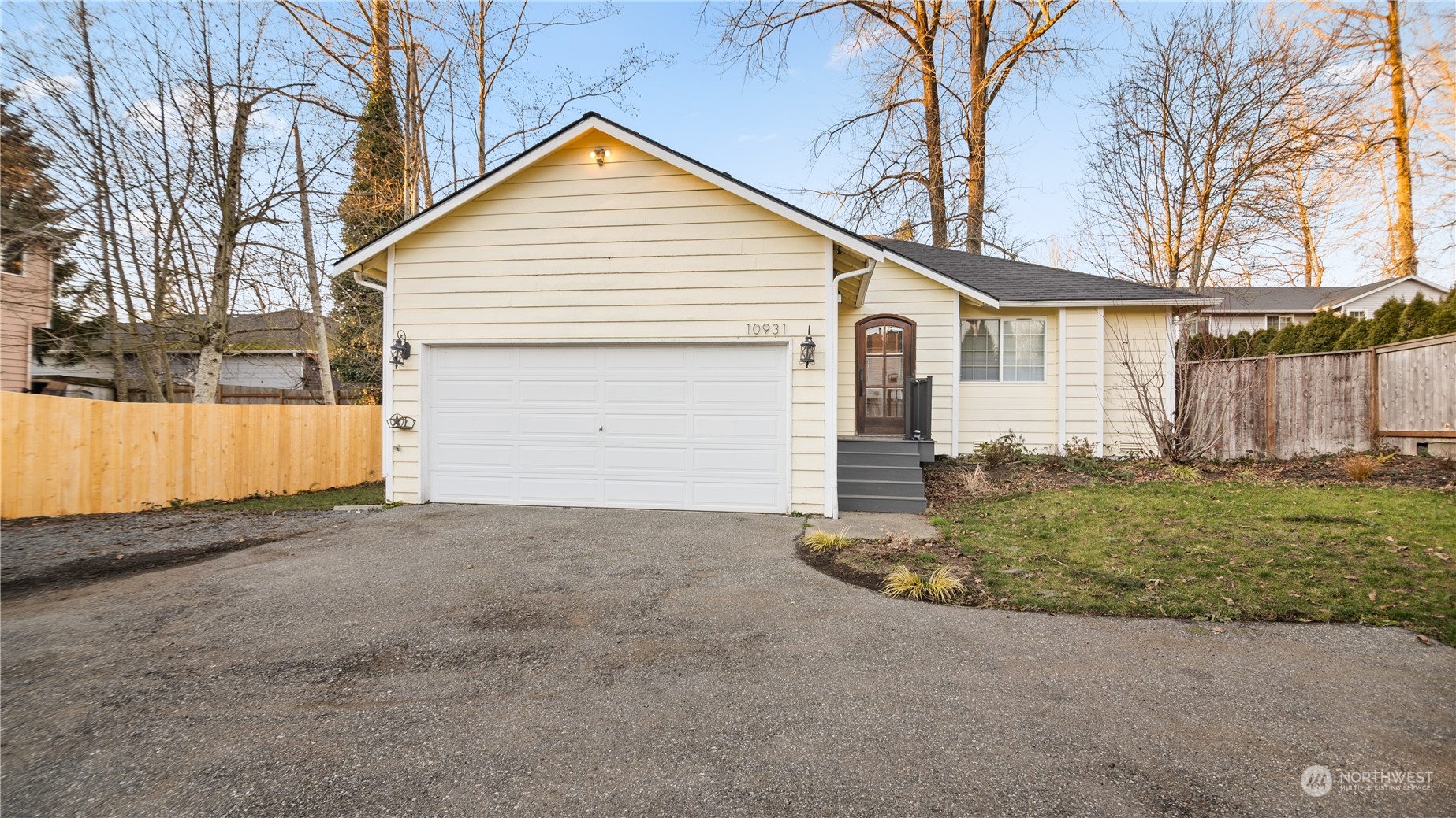10931 Paine Field Way