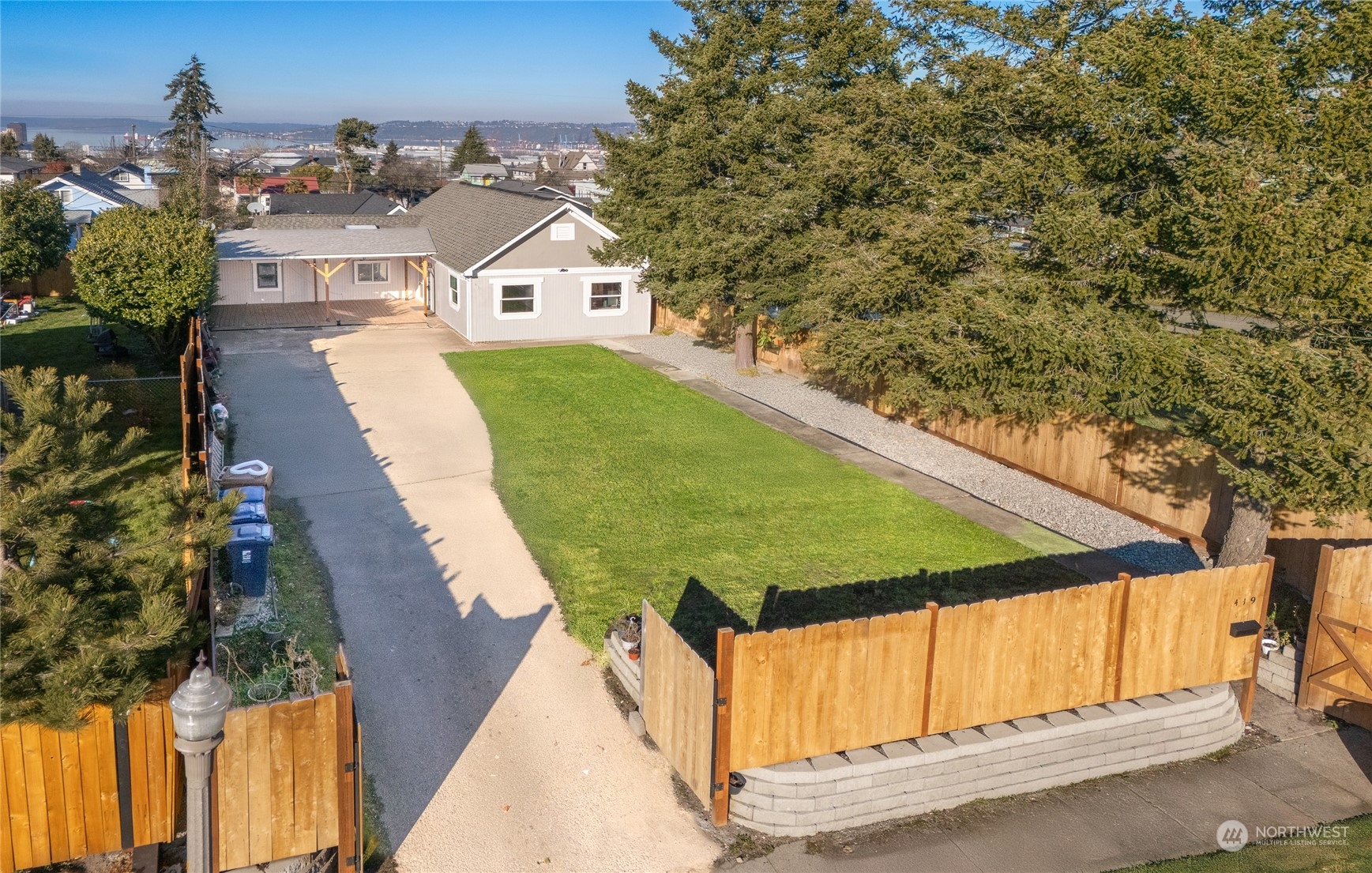 419 E 35th Street