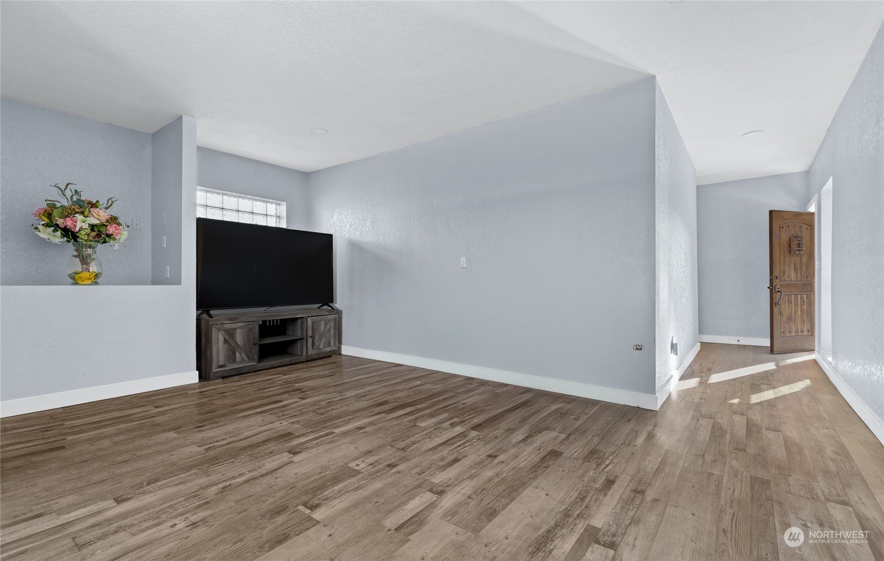 419 E 35th Street