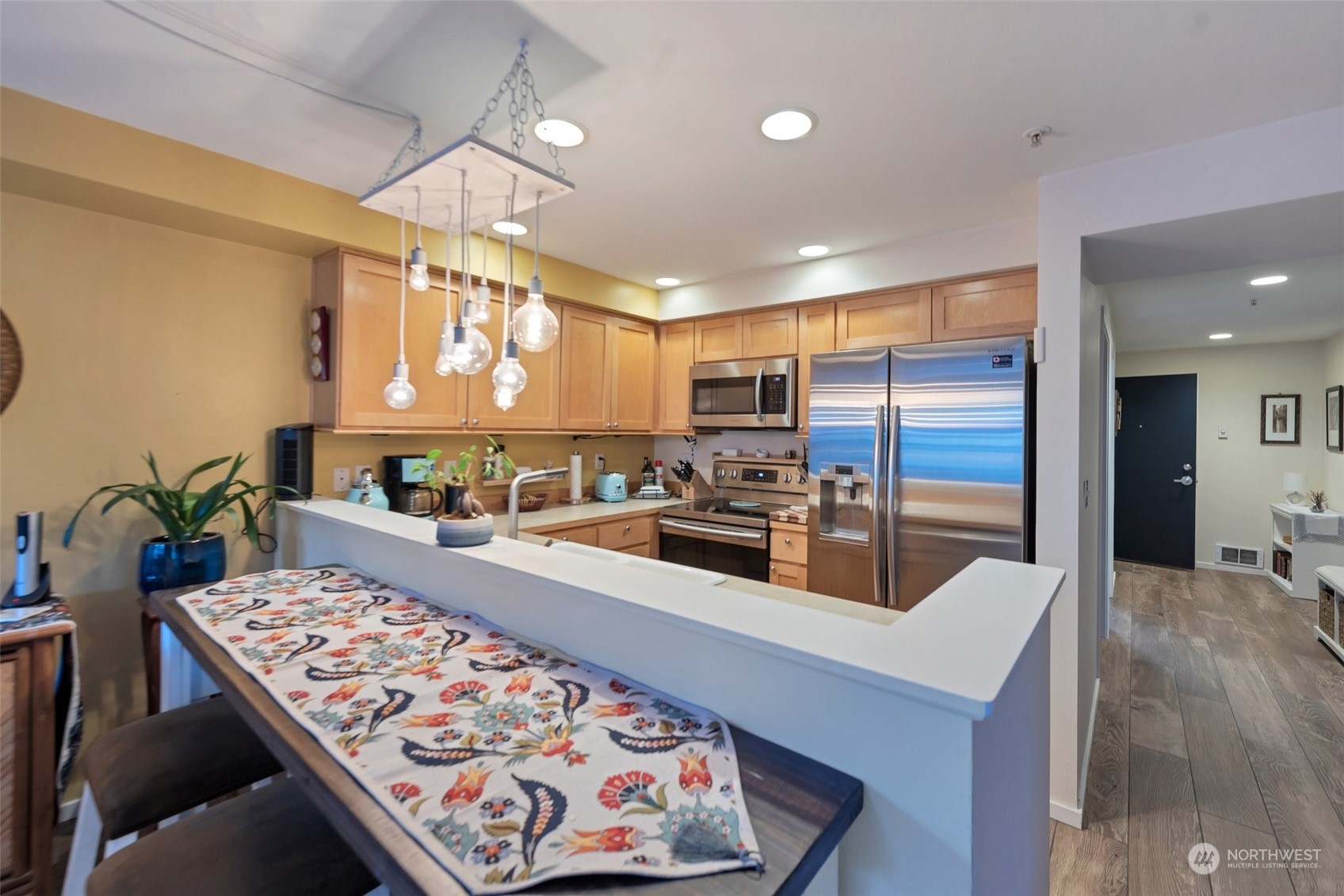 654 5th Avenue S Unit: 101