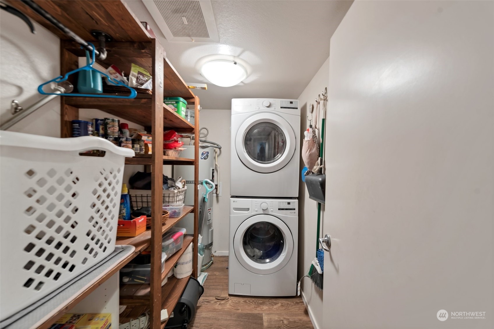 654 5th Avenue S Unit: 101