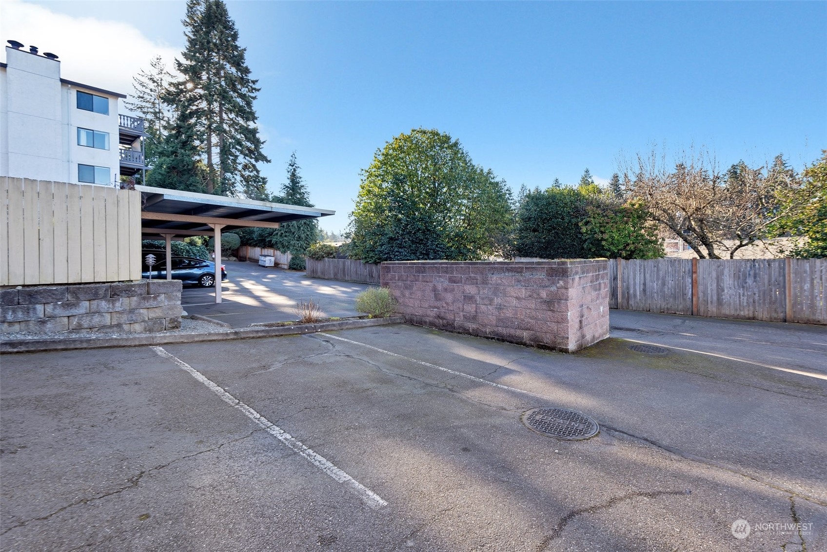 654 5th Avenue S Unit: 101