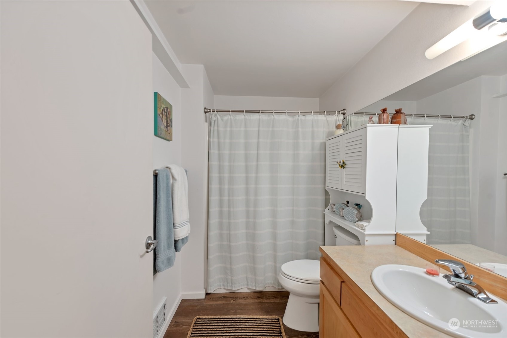 654 5th Avenue S Unit: 101