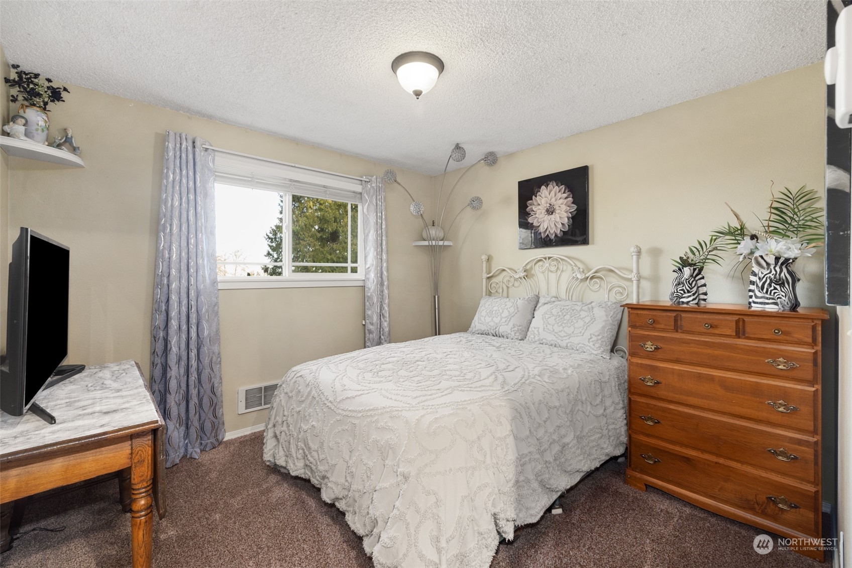40 Sylvan