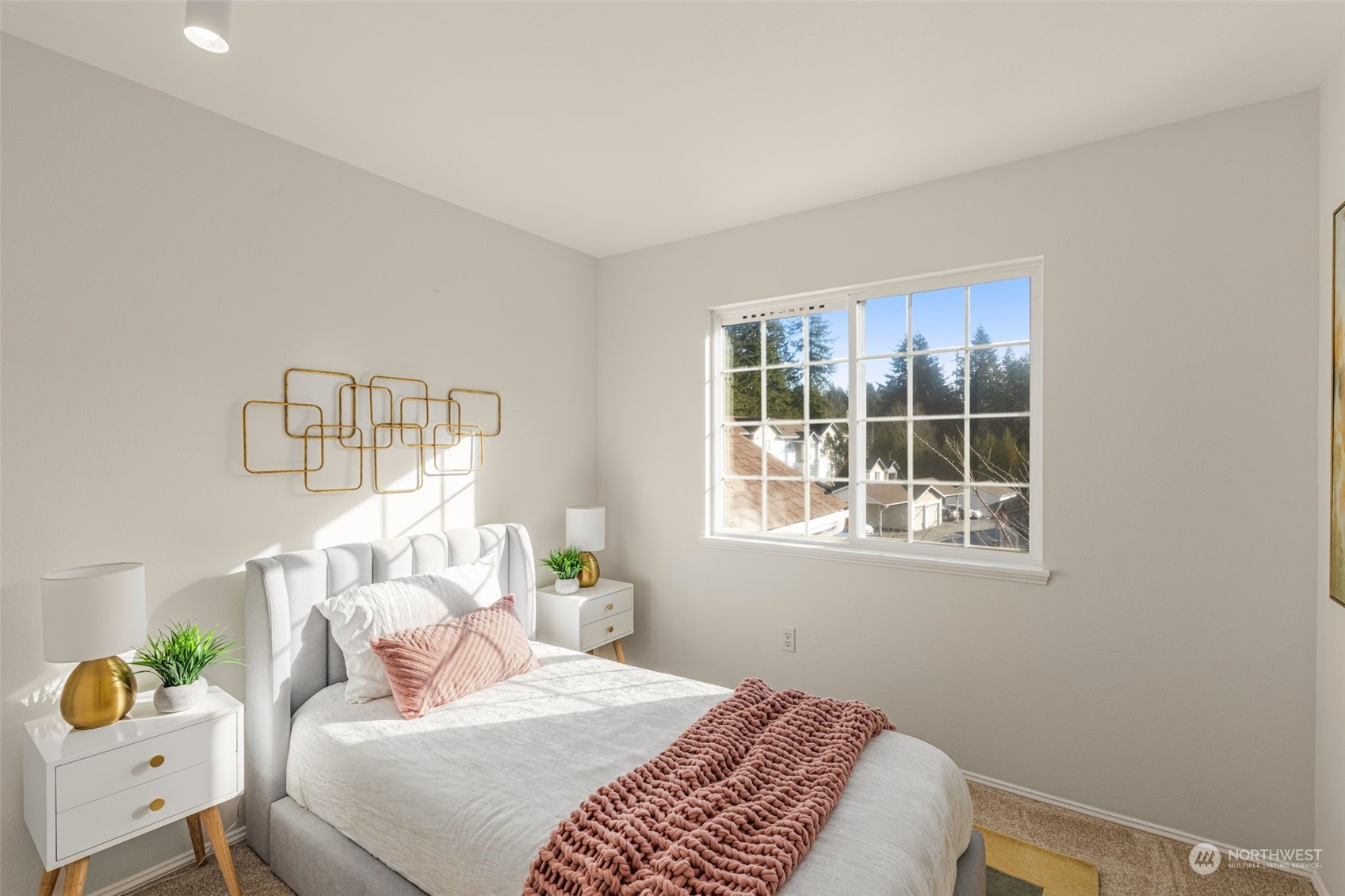25235 SE Klahanie Boulevard Unit: J302