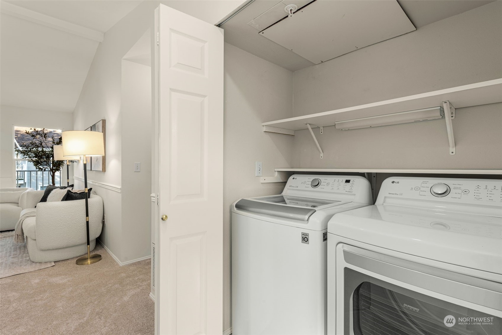 25235 SE Klahanie Boulevard Unit: J302