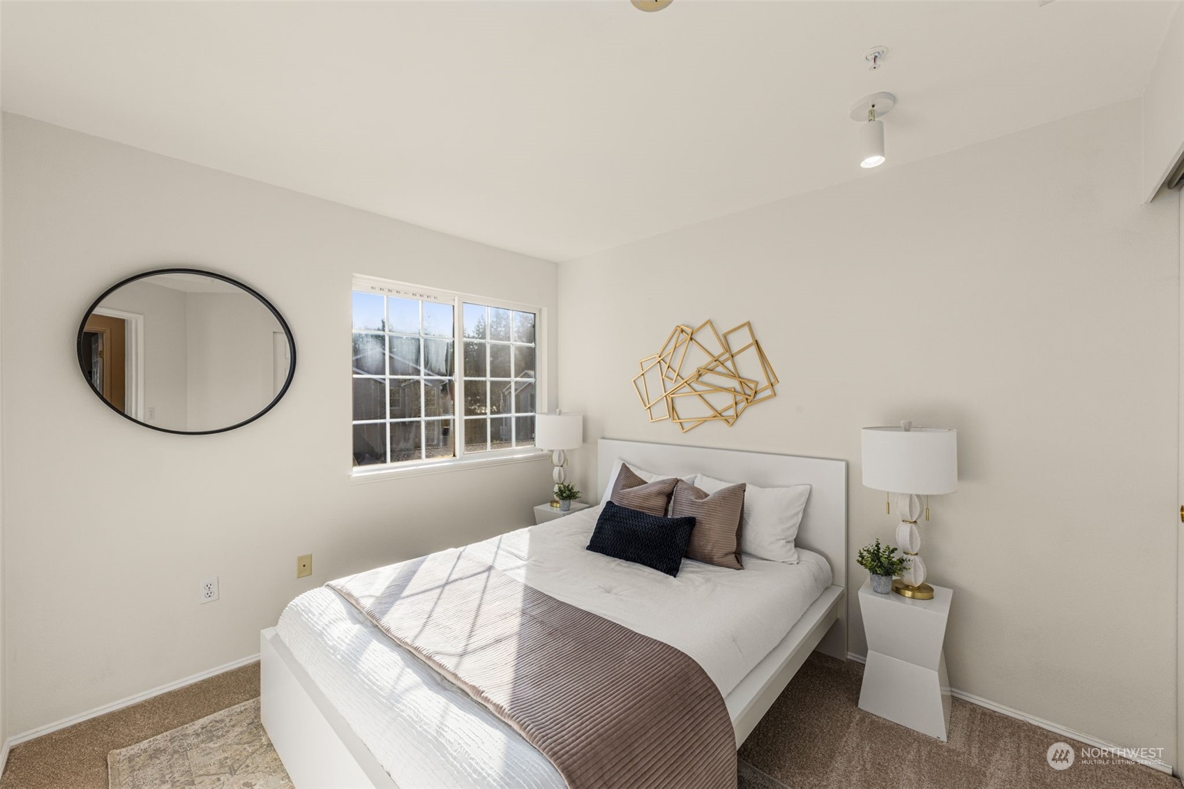 25235 SE Klahanie Boulevard Unit: J302