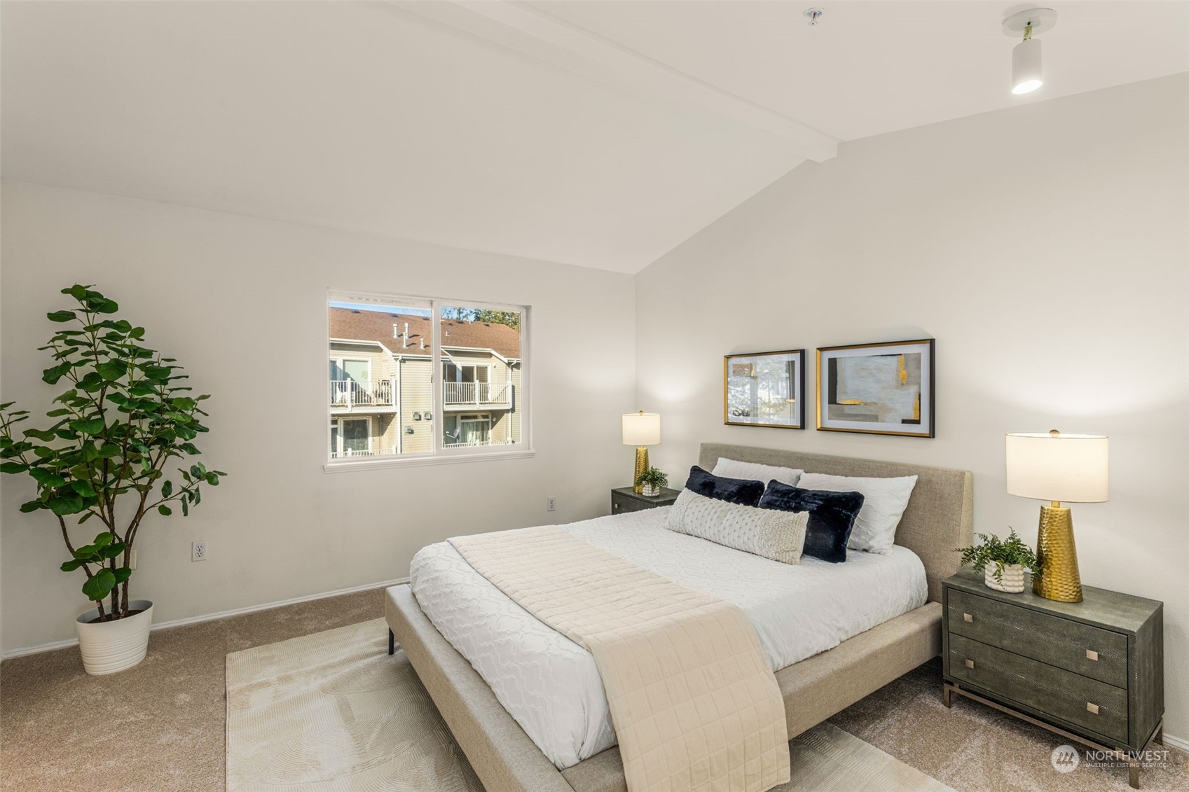 25235 SE Klahanie Boulevard Unit: J302