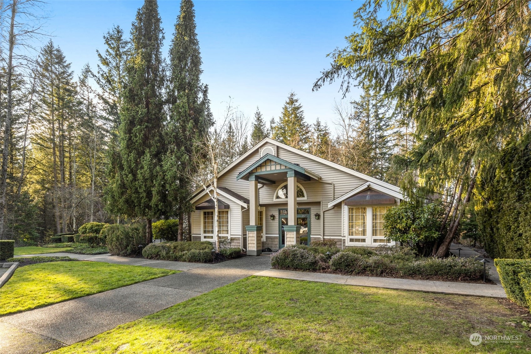 25235 SE Klahanie Boulevard Unit: J302