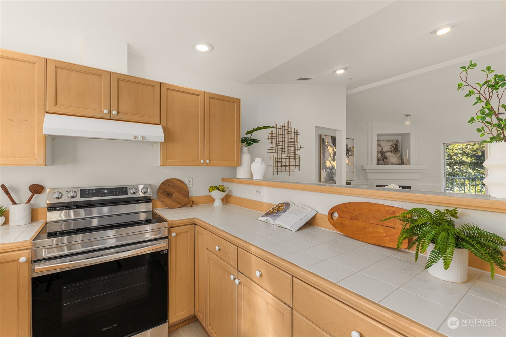 25235 SE Klahanie Boulevard Unit: J302