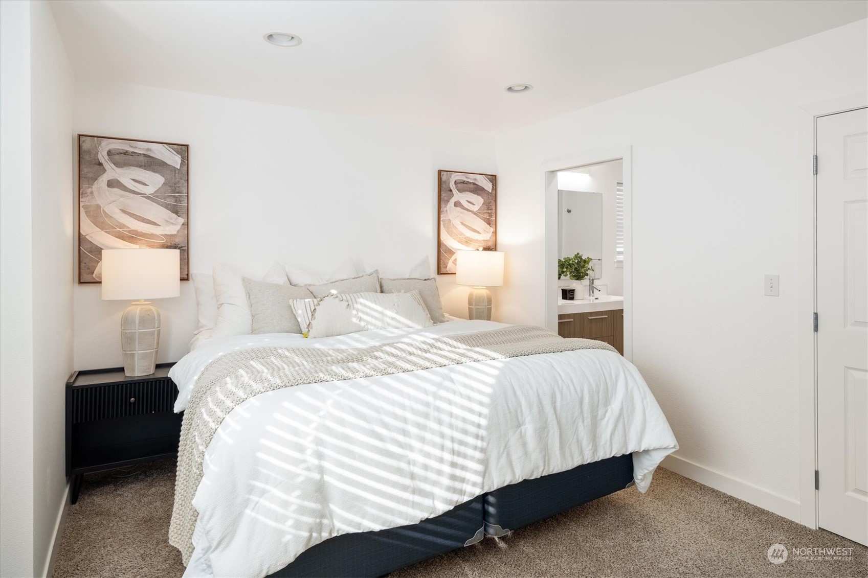 11811 14th Avenue W