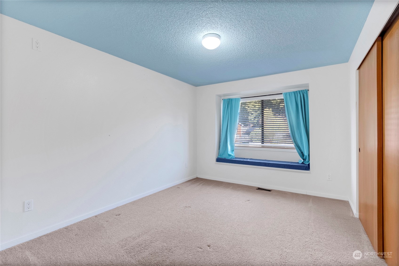 11210 139th Street Ct E