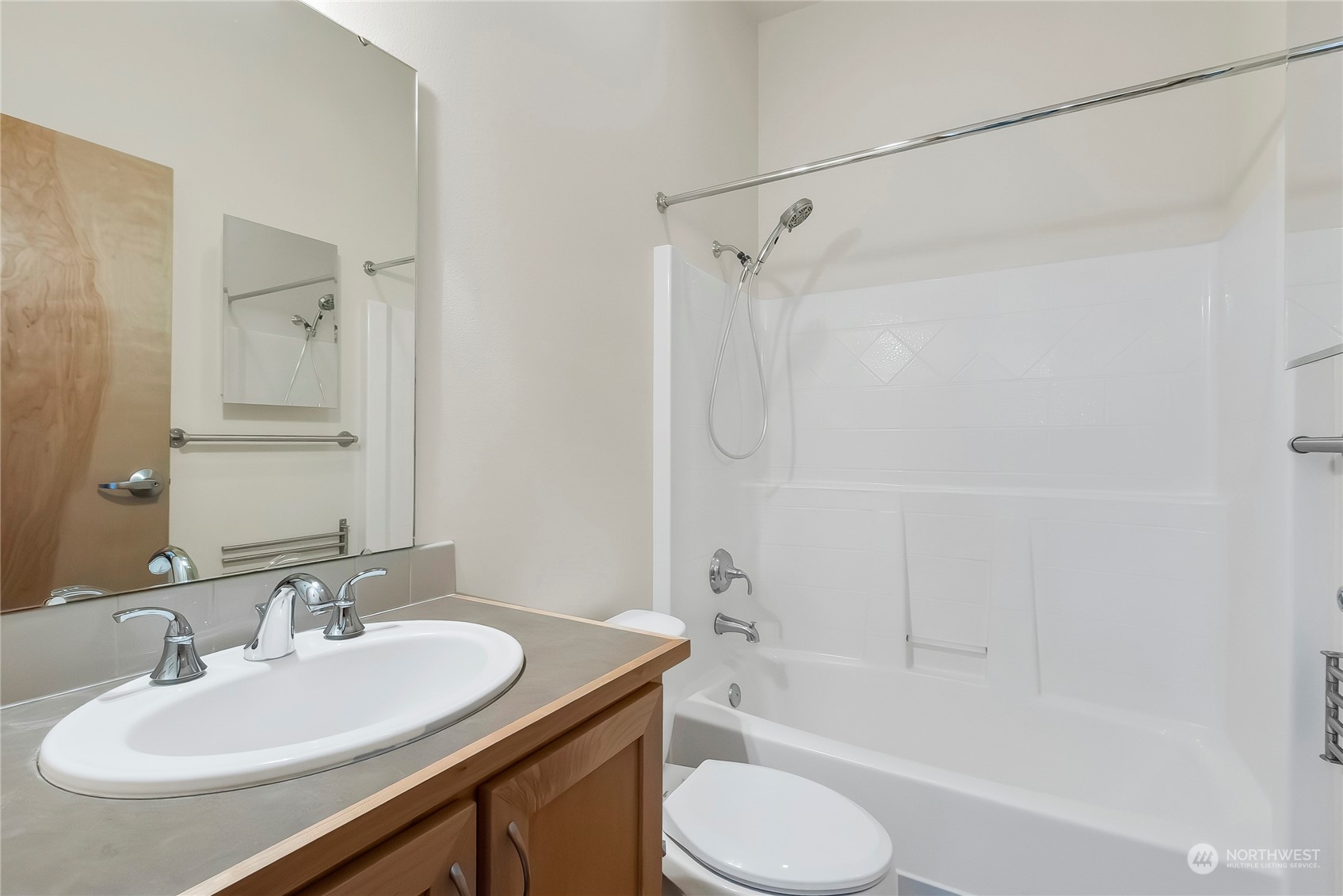 210 W Pioneer Avenue Unit: 314