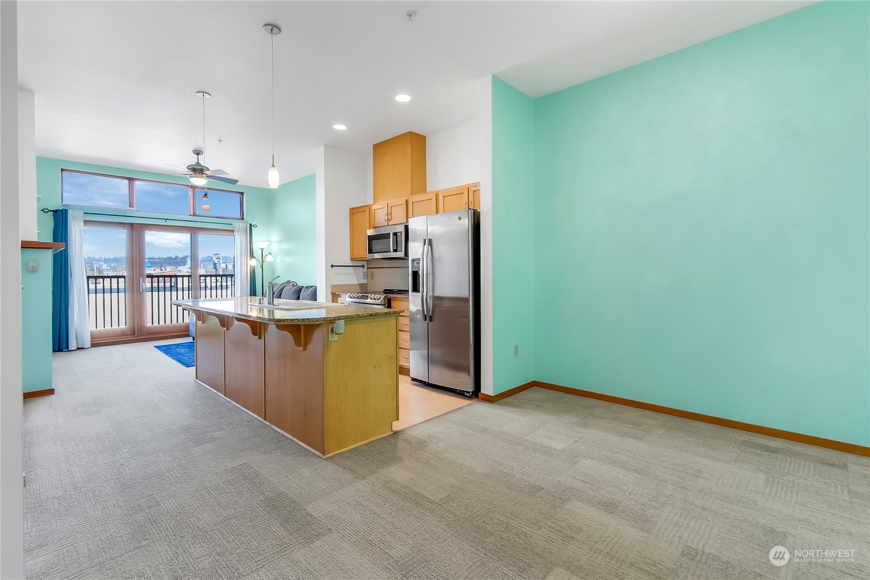 210 W Pioneer Avenue Unit: 314