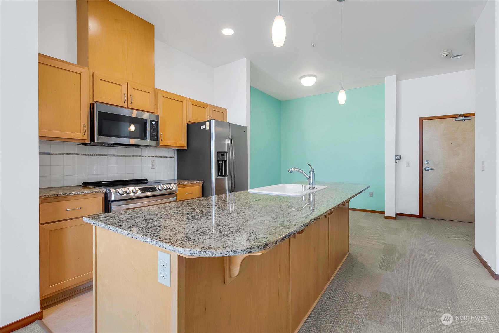 210 W Pioneer Avenue Unit: 314