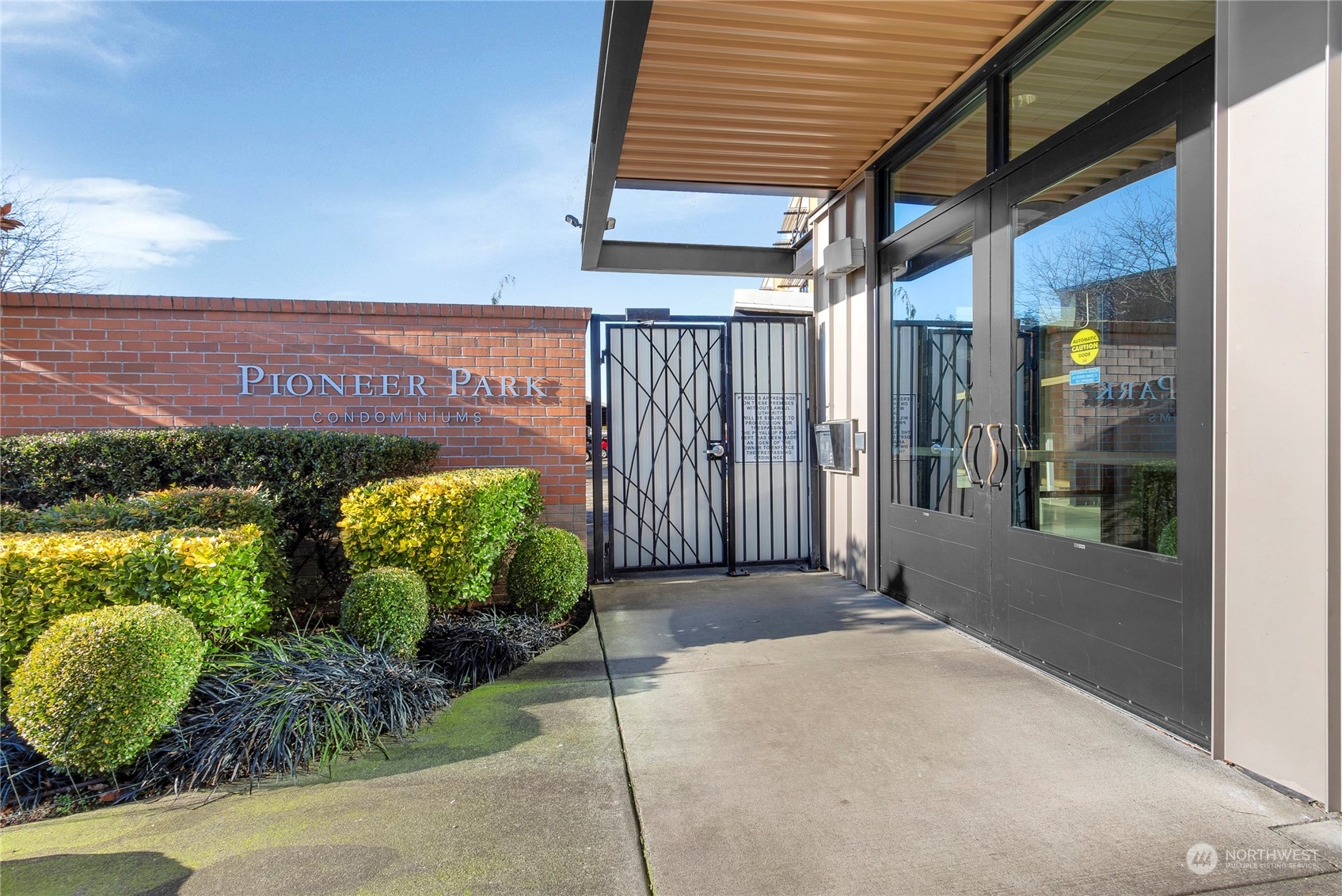 210 W Pioneer Avenue Unit: 314