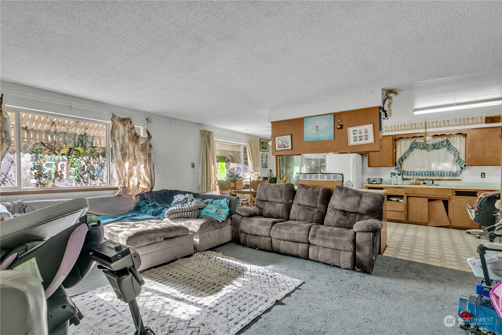 719 364th Street S