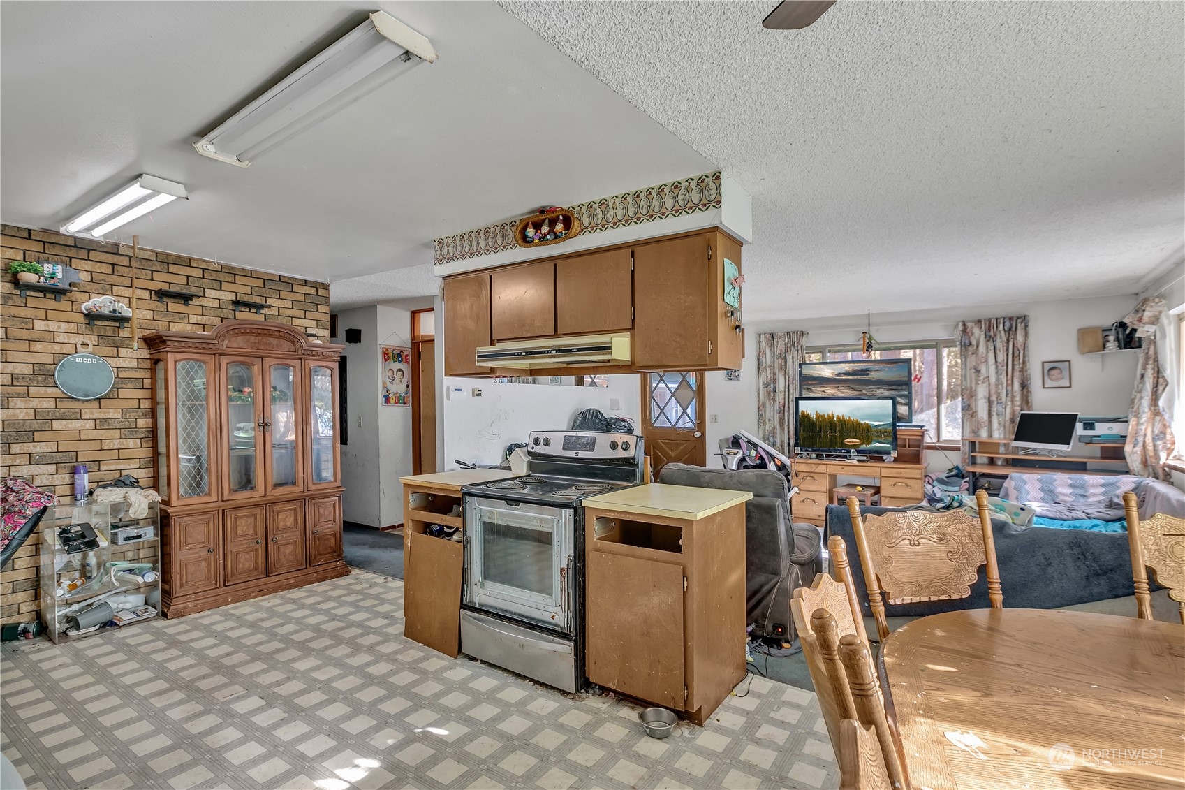 719 364th Street S