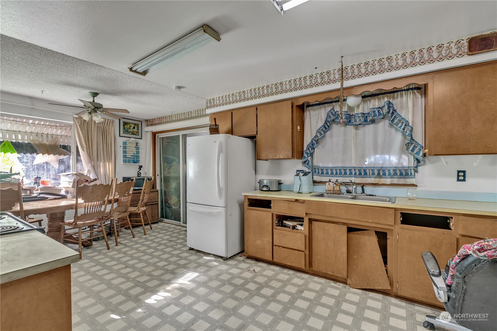 719 364th Street S
