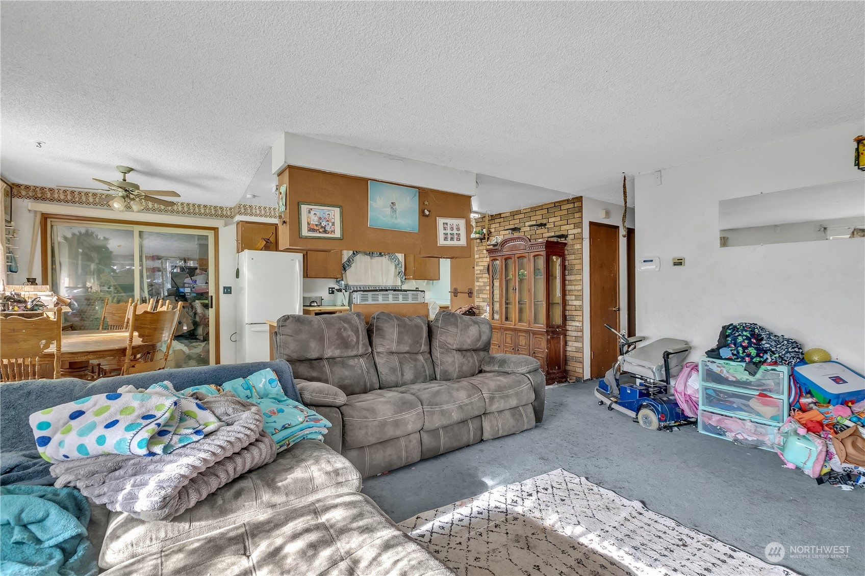 719 364th Street S