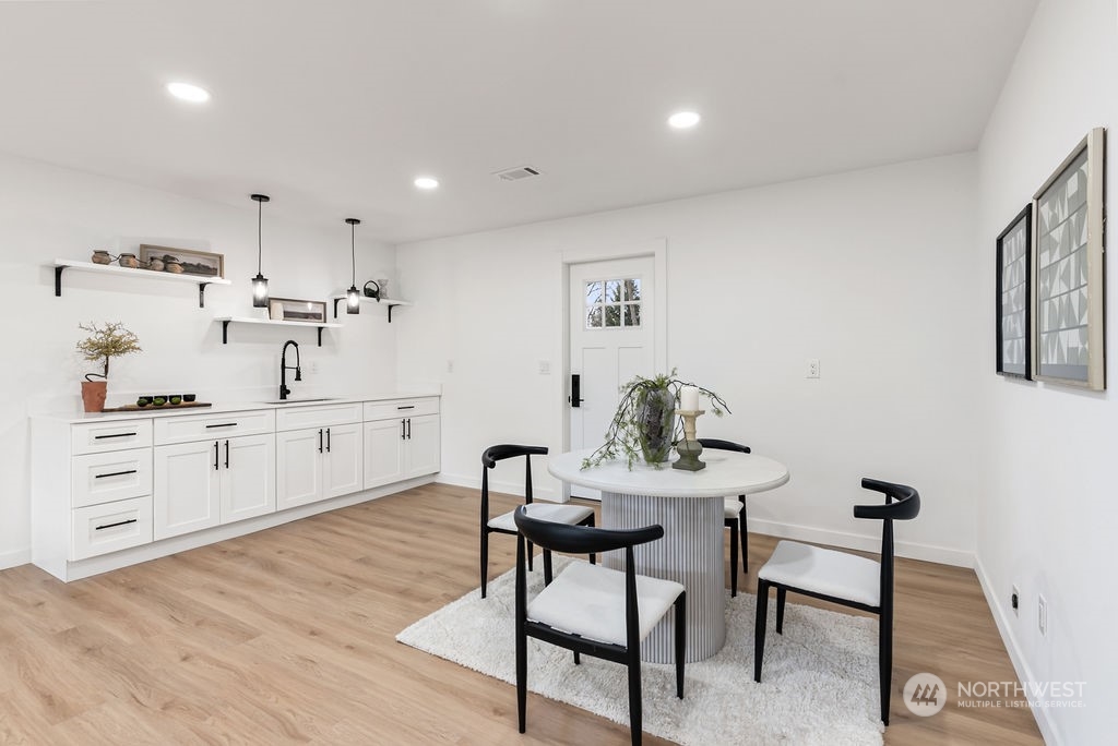 1505 155th Street E