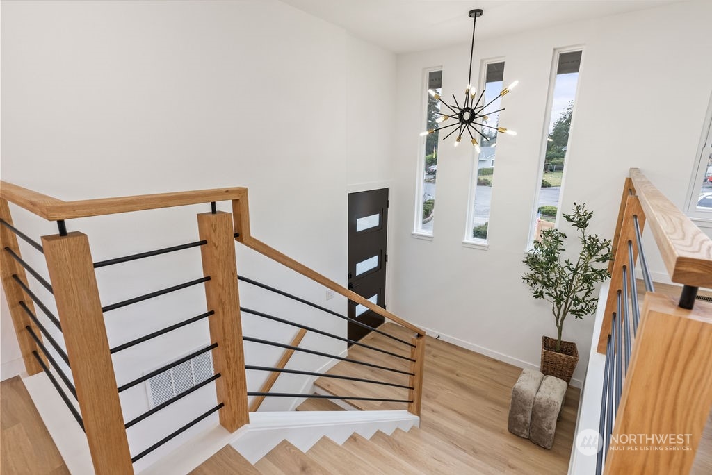 1505 155th Street E