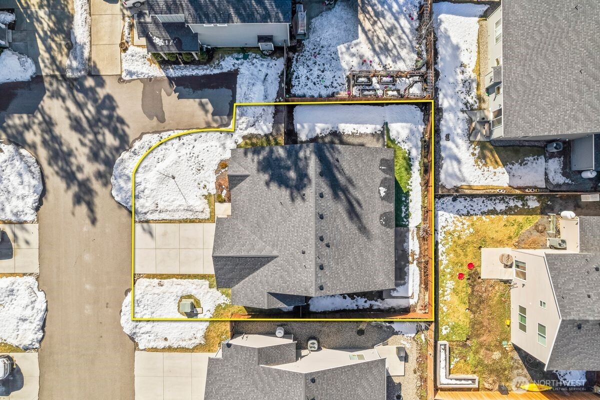 302 Landis Lane