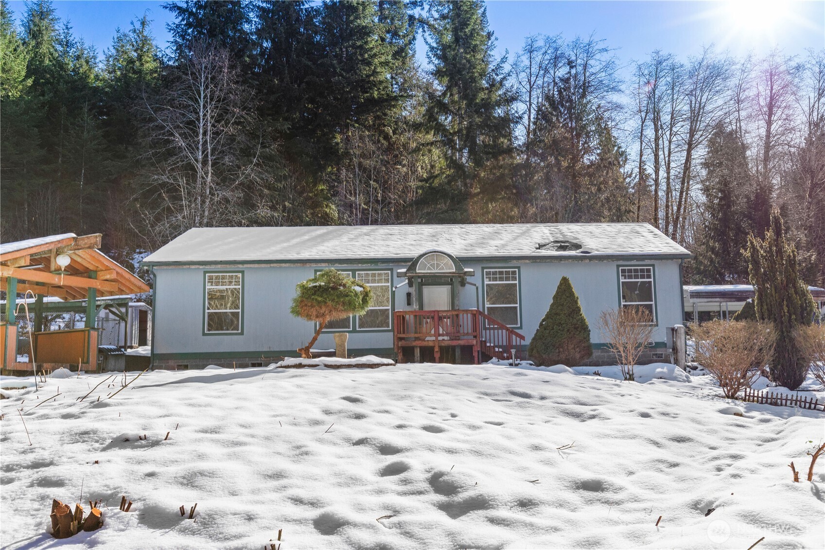 110 W Puyallup Drive
