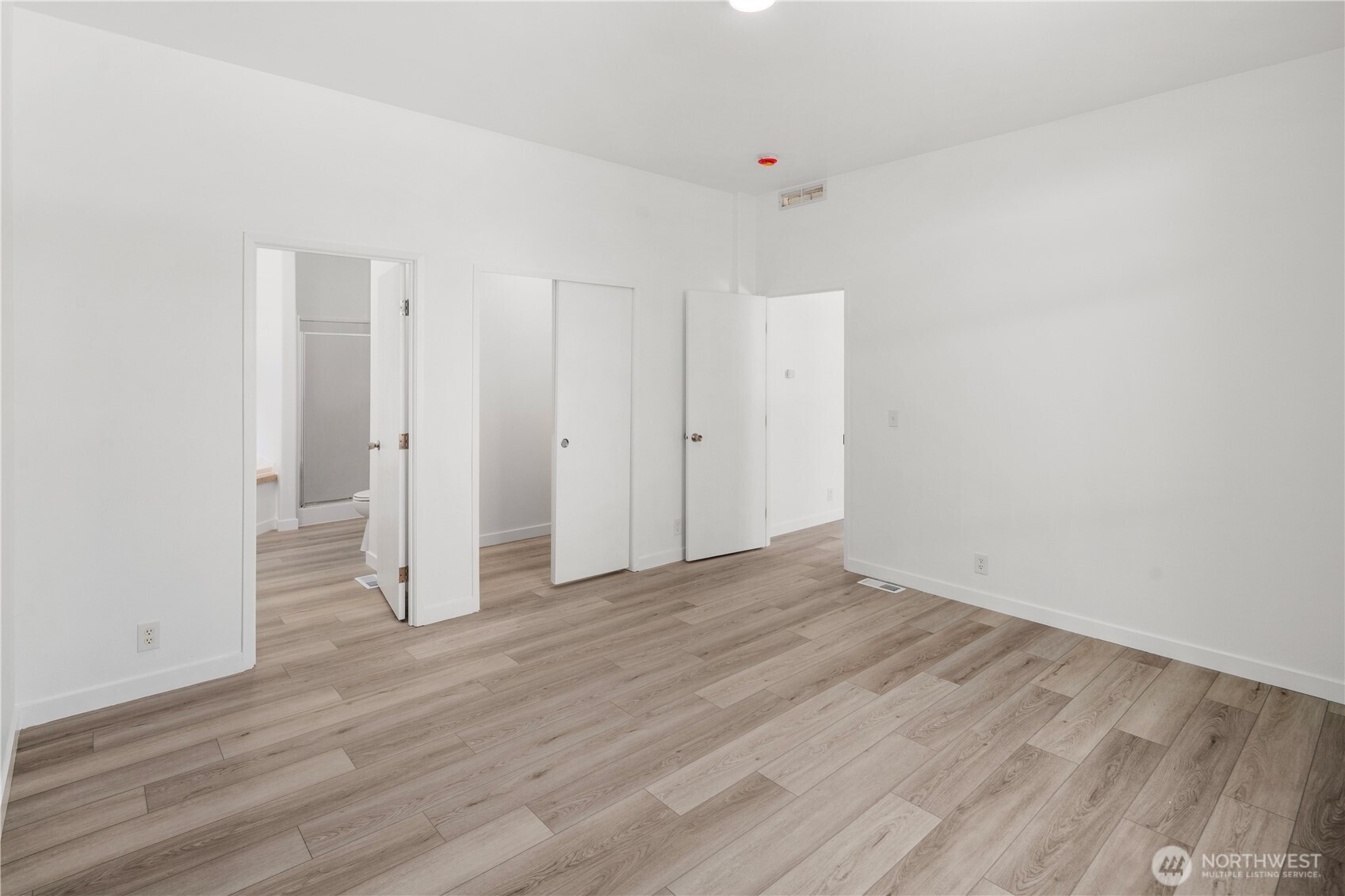 110 W Puyallup Drive