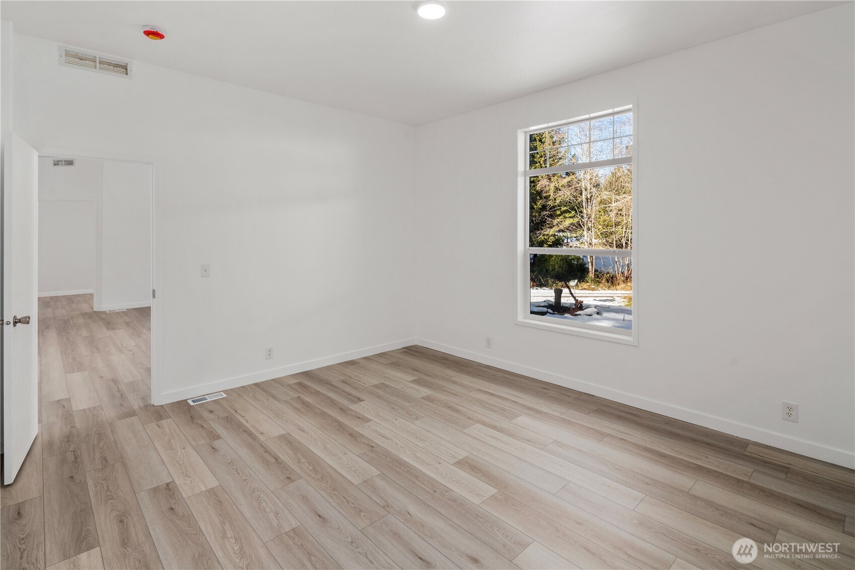 110 W Puyallup Drive