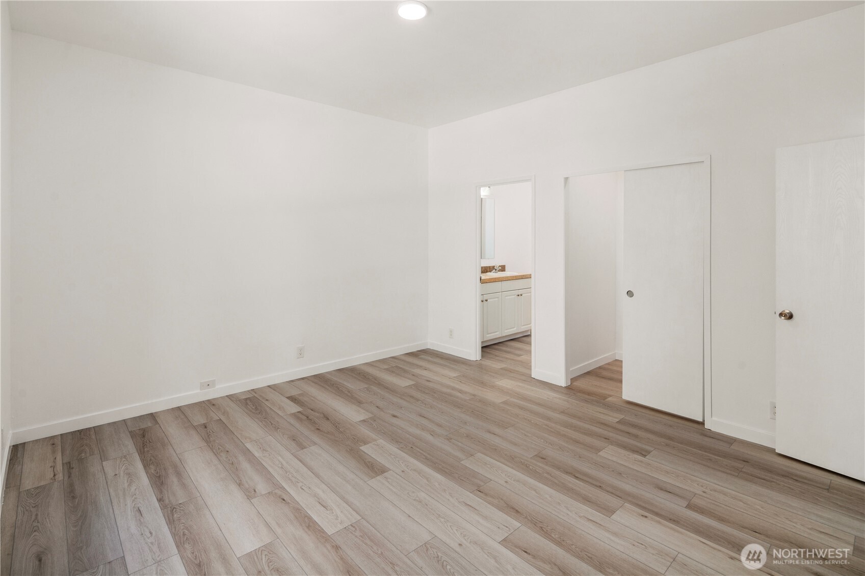 110 W Puyallup Drive