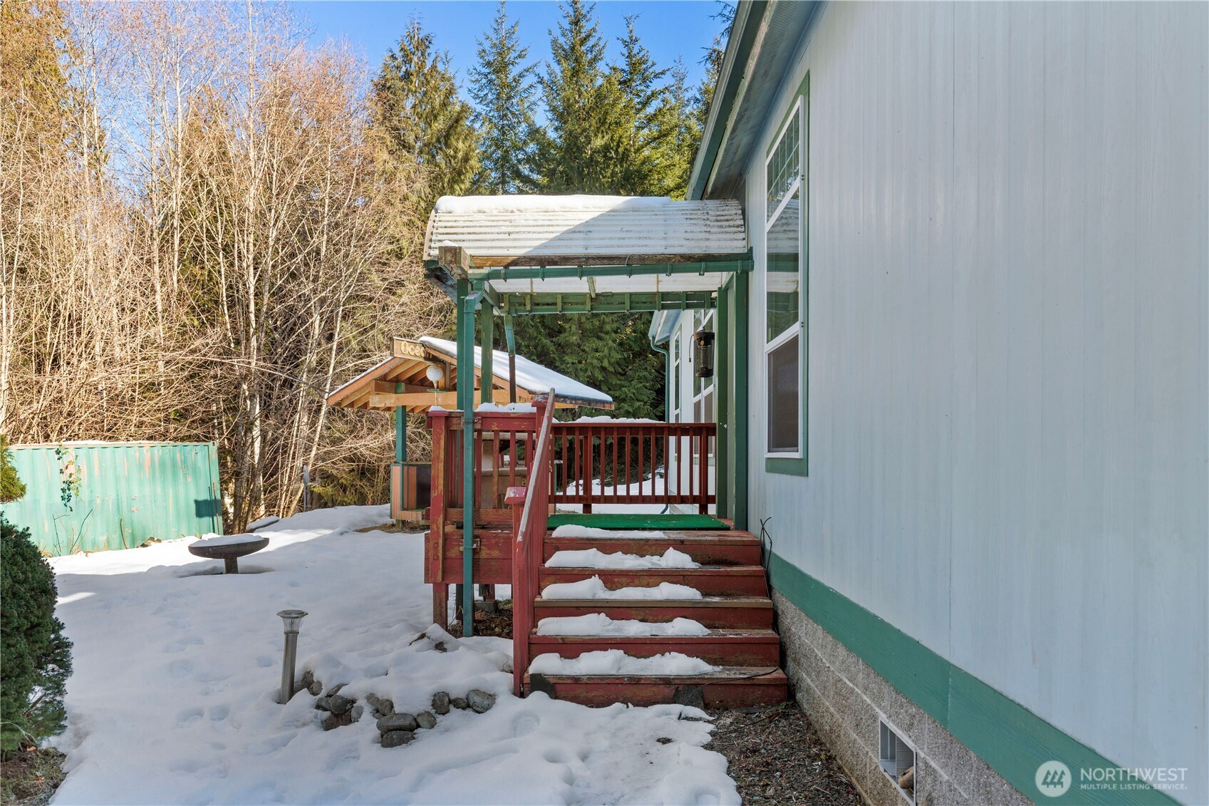 110 W Puyallup Drive